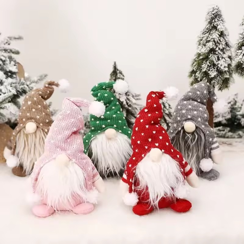 دمية قزم عيد الميلاد المحشوة،  - مراجعة Home Bargains وسعره