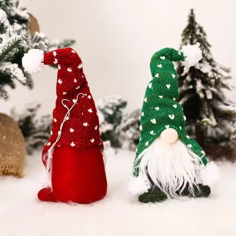 دمية قزم عيد الميلاد المحشوة،  - مراجعة Home Bargains وسعره